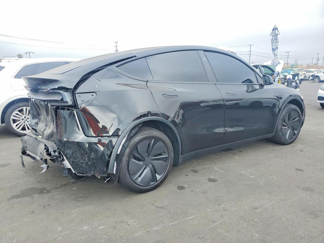2026 TESLA MODEL Y — снимка 3