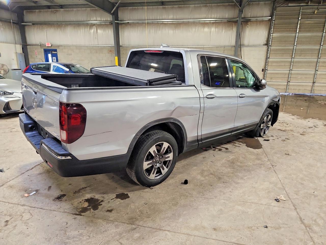 2017 HONDA RIDGELINE RTL — снимка 3
