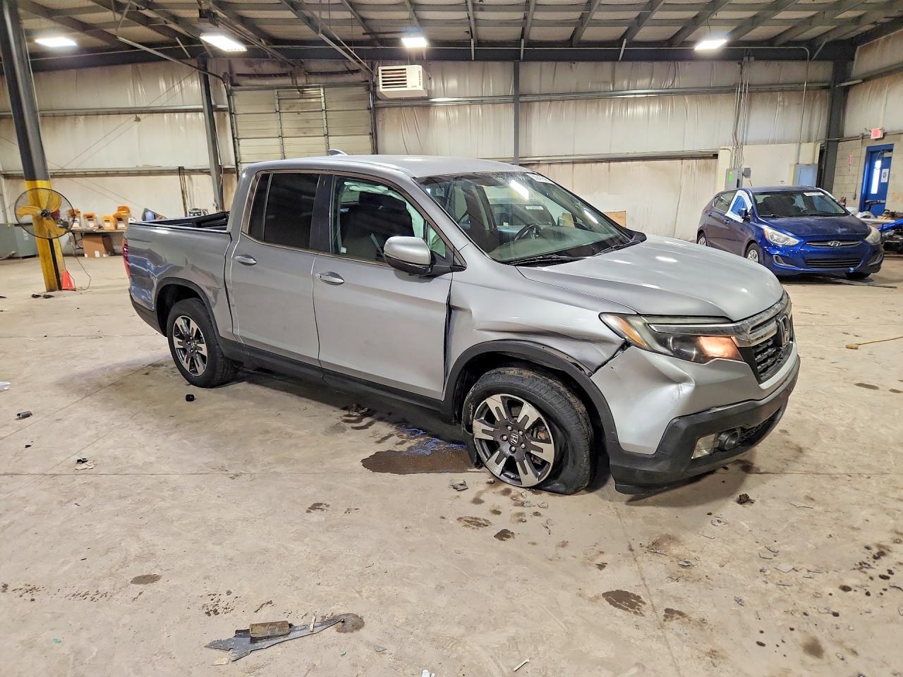 2017 HONDA RIDGELINE RTL — снимка 4