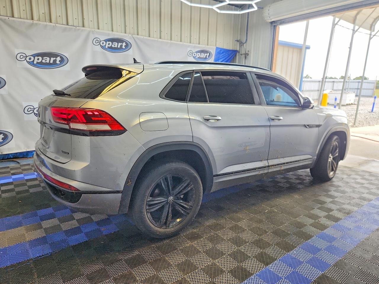 2023 VOLKSWAGEN ATLAS CROSS SPORT SEL R-LINE — снимка 3