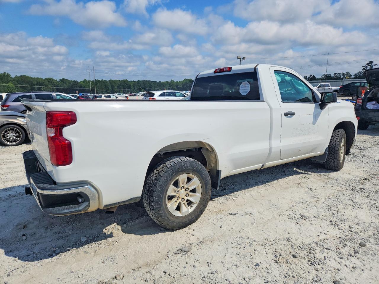 2024 CHEVROLET SILVERADO C1500 — снимка 3