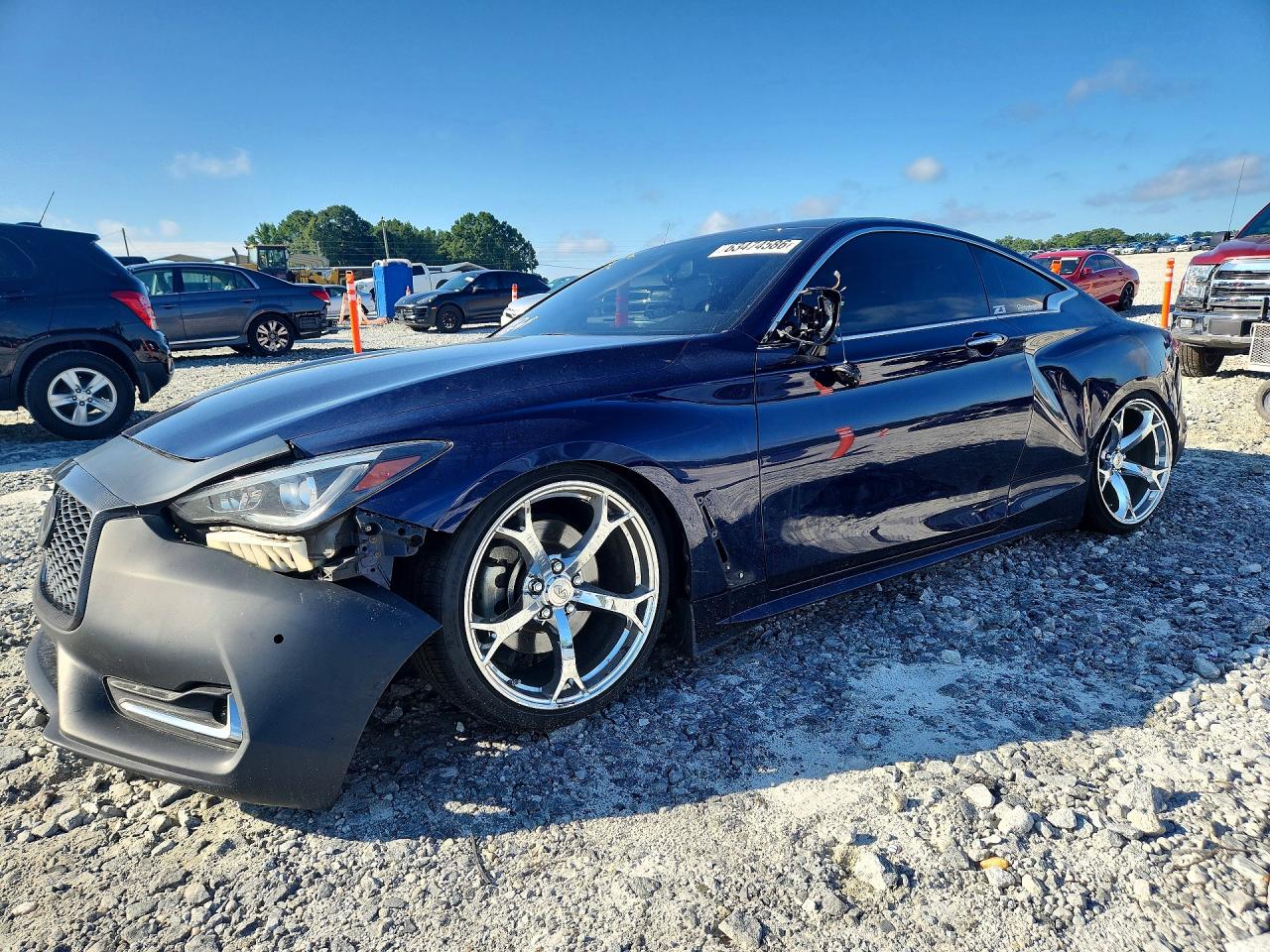 2021 INFINITI Q60 LUXE