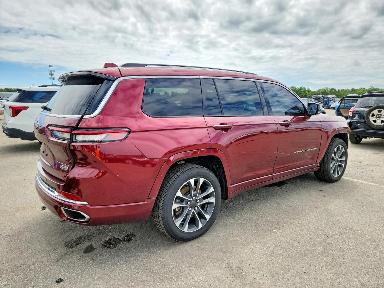 2022 JEEP GRAND CHEROKEE L OVERLAND — снимка 3