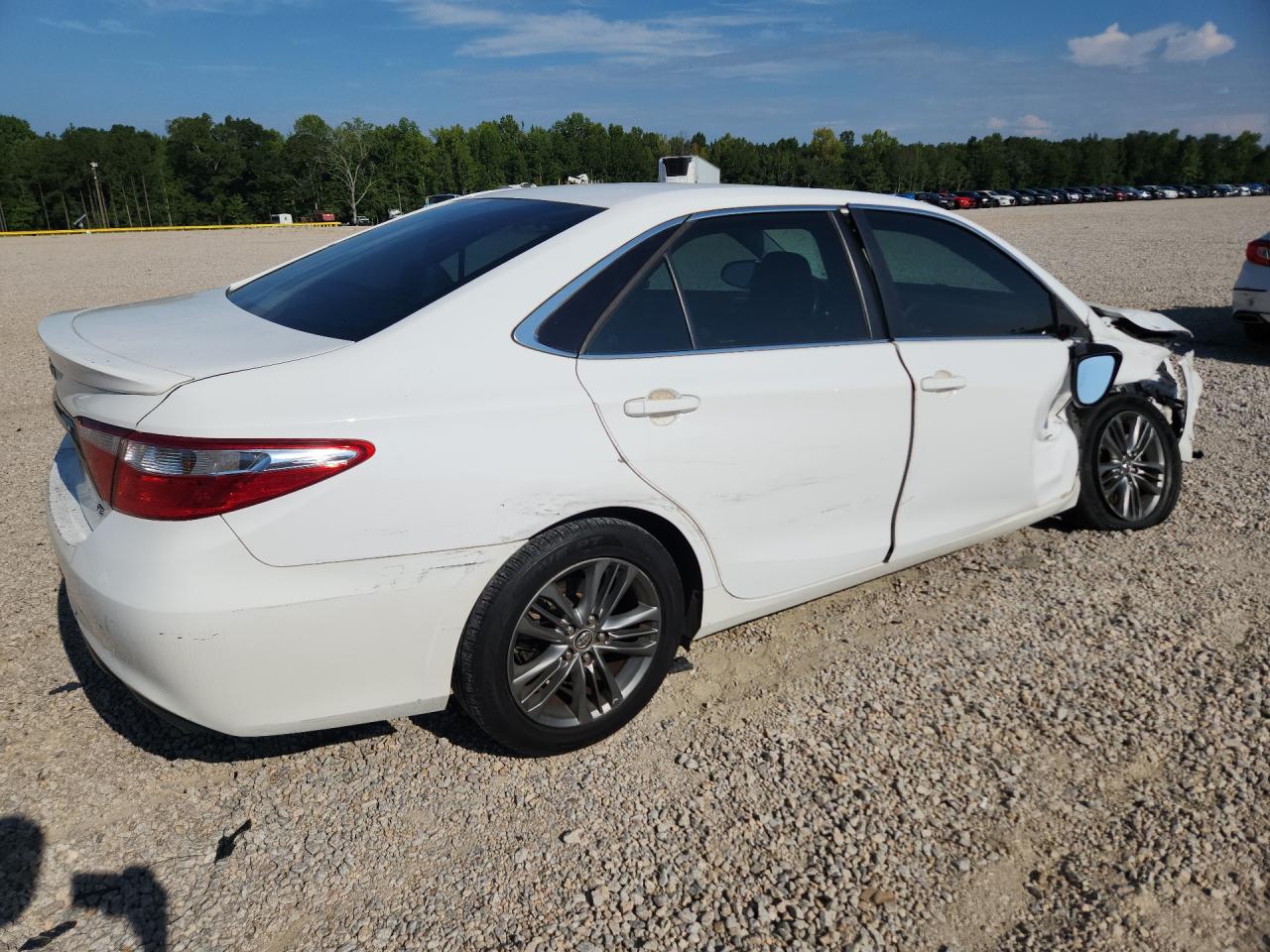 2015 TOYOTA CAMRY SE — снимка 3