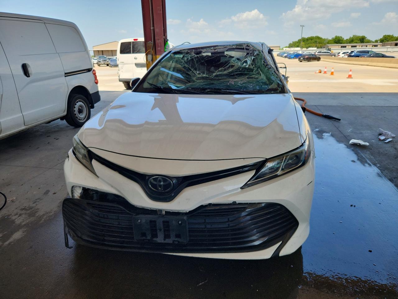 2019 TOYOTA CAMRY LE — снимка 5