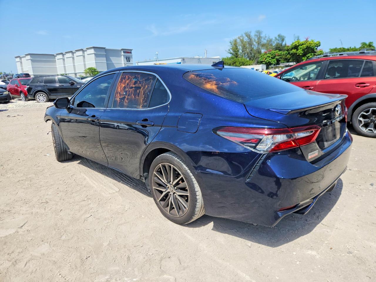 2021 TOYOTA CAMRY SE — снимка 2