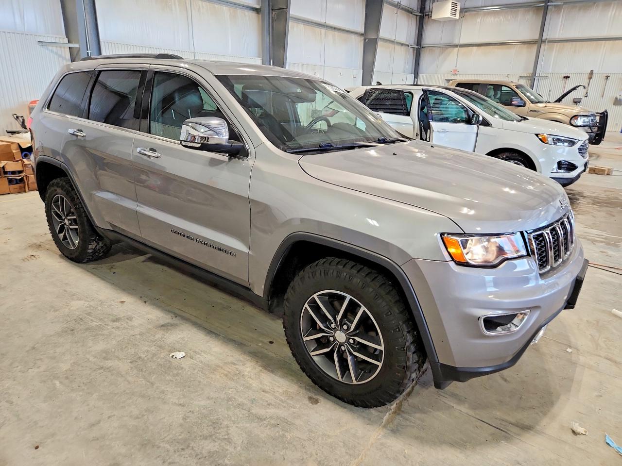 2017 JEEP GRAND CHEROKEE LIMITED — снимка 4