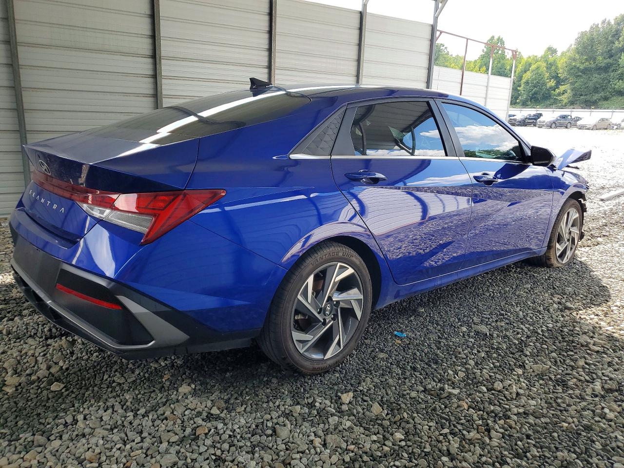 2024 HYUNDAI ELANTRA SEL — снимка 3