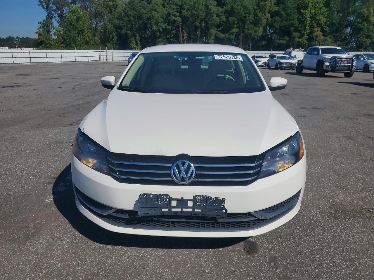 2015 VOLKSWAGEN PASSAT SE — photo 5