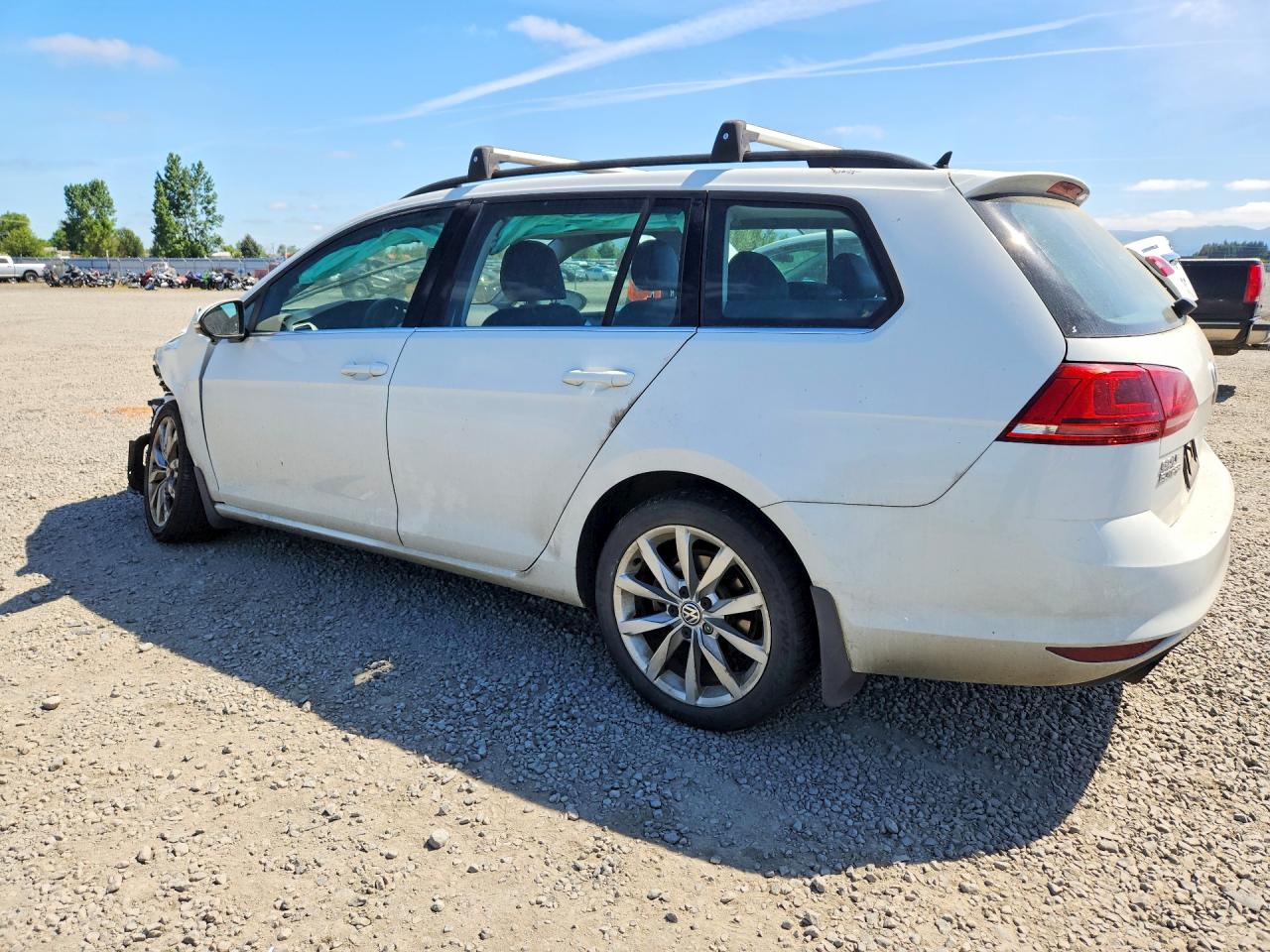 2017 VOLKSWAGEN GOLF SPORTWAGEN S — снимка 2