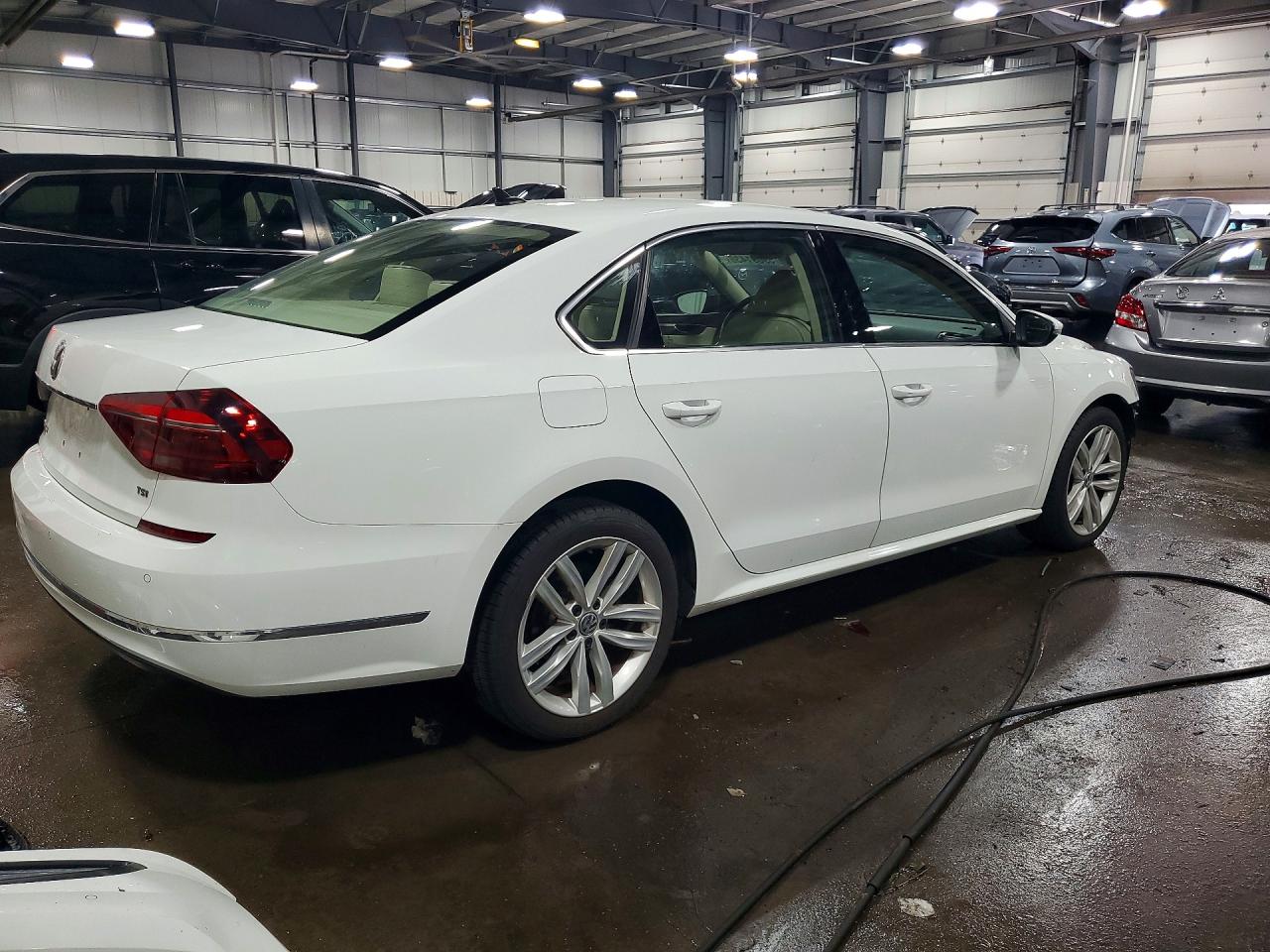 2018 VOLKSWAGEN PASSAT SE — снимка 3