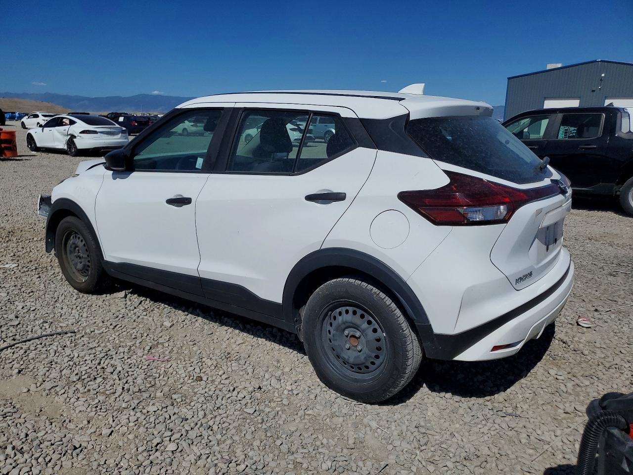 2023 NISSAN KICKS S — снимка 2