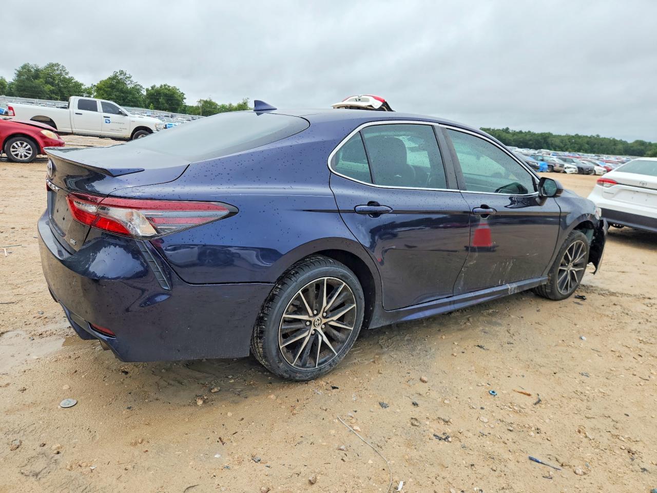 2021 TOYOTA CAMRY SE — снимка 3