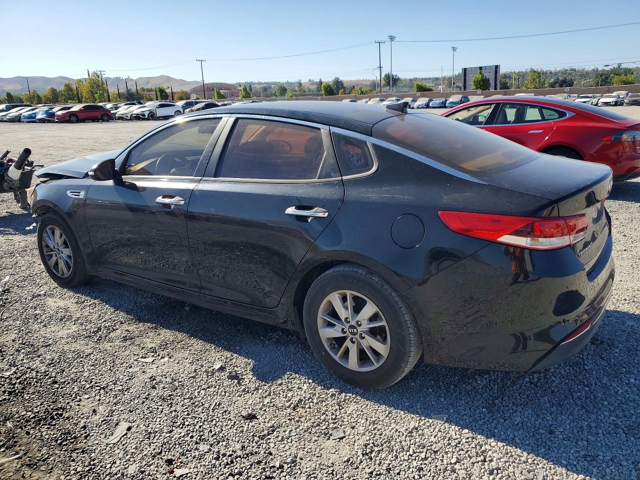 2017 KIA OPTIMA LX — снимка 2