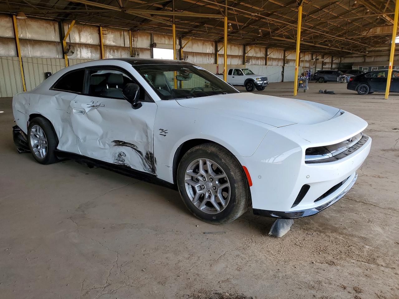 2025 DODGE CHARGER DAYTONA R — снимка 4