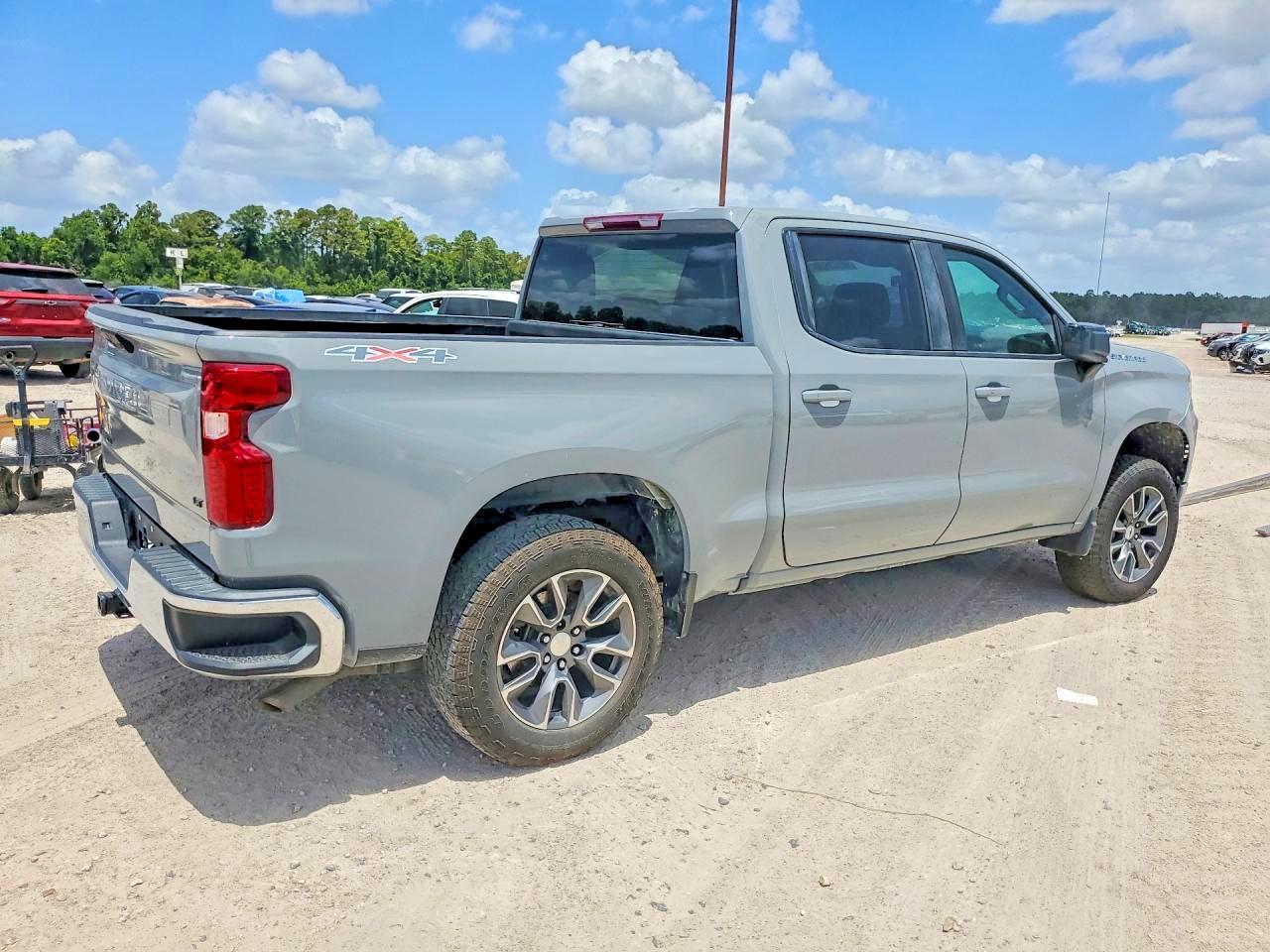 2024 CHEVROLET SILVERADO K1500 LT-L — снимка 3