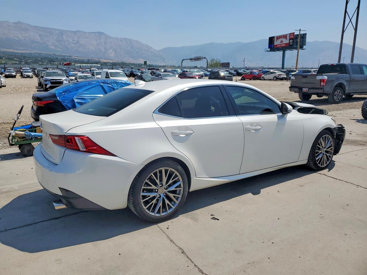 2016 LEXUS IS 300 — снимка 3