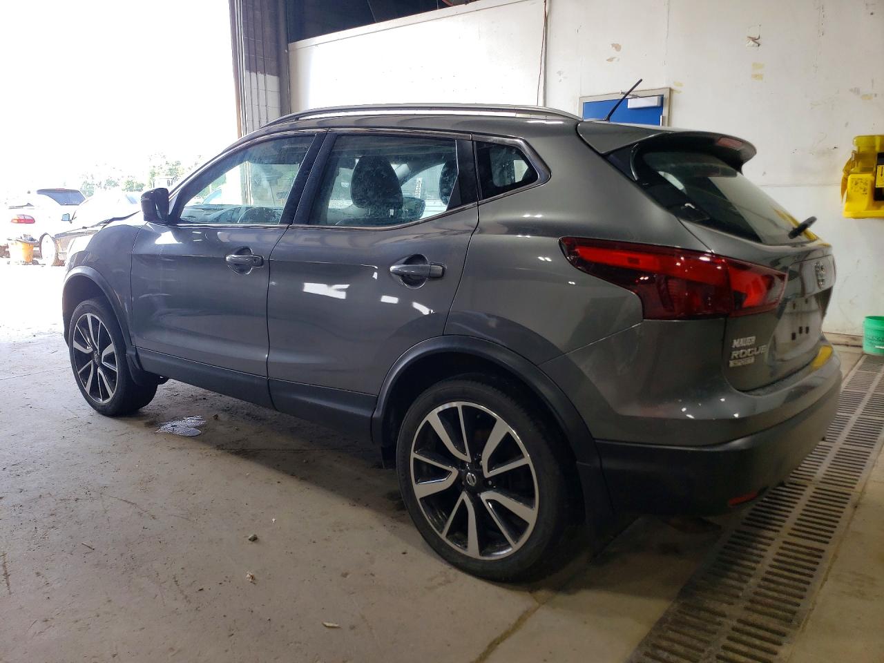 2017 NISSAN ROGUE SPORT SL — снимка 2