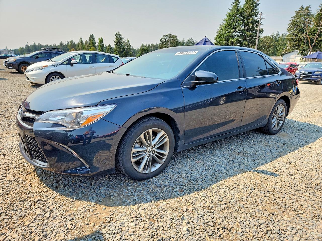 2015 TOYOTA CAMRY SE