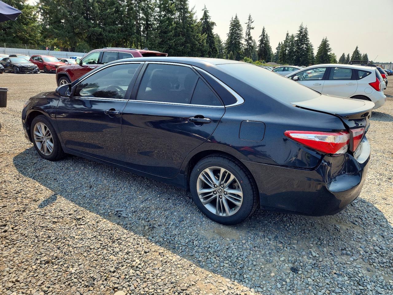 2015 TOYOTA CAMRY SE — снимка 2