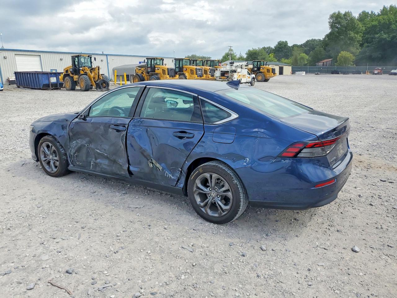 2024 HONDA ACCORD EX — снимка 2