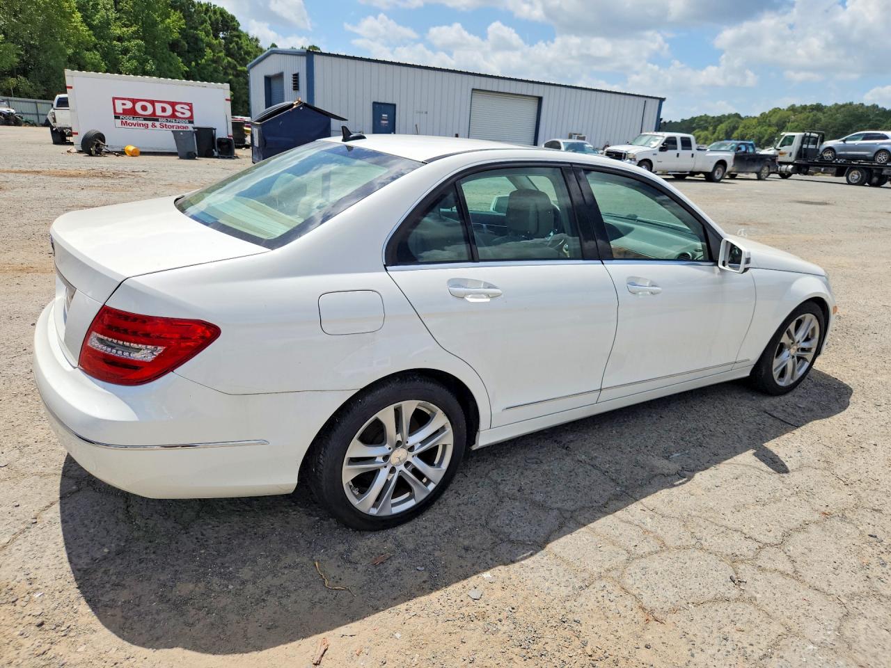 2013 MERCEDES-BENZ C 250 — снимка 3