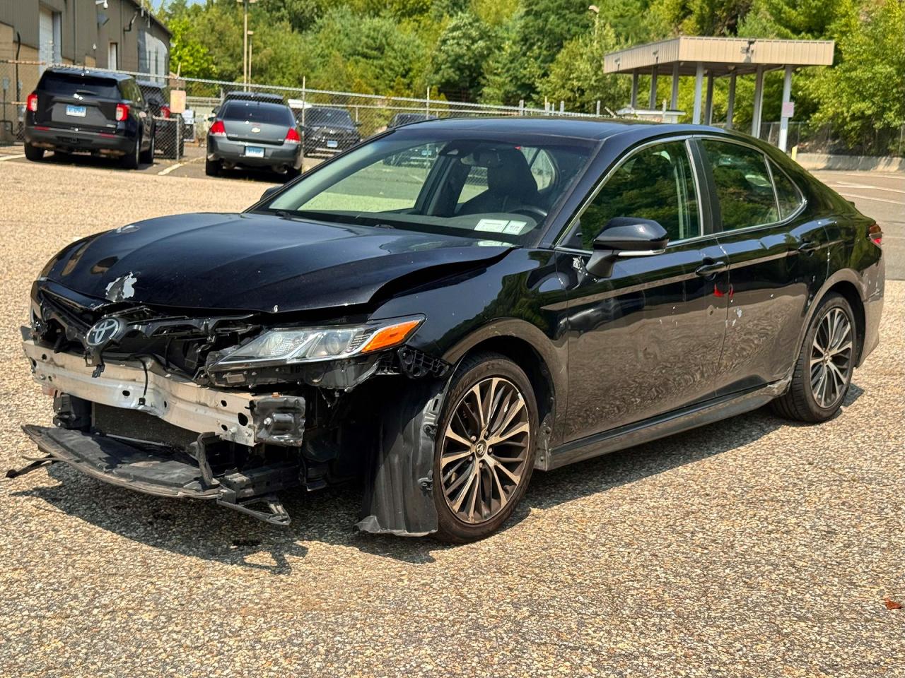 2019 TOYOTA CAMRY L — снимка 2