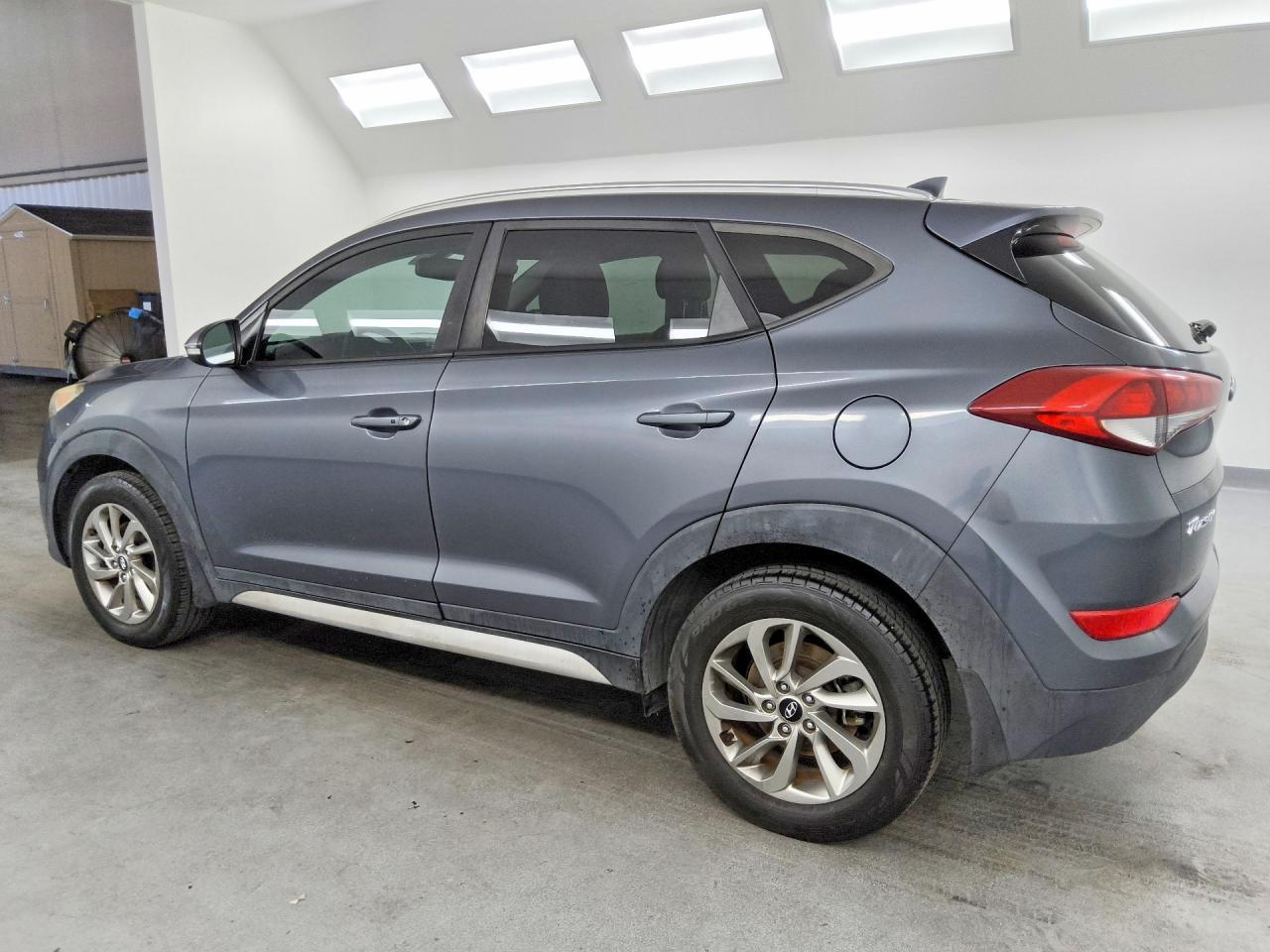 2017 HYUNDAI TUCSON SE PLUS — снимка 2