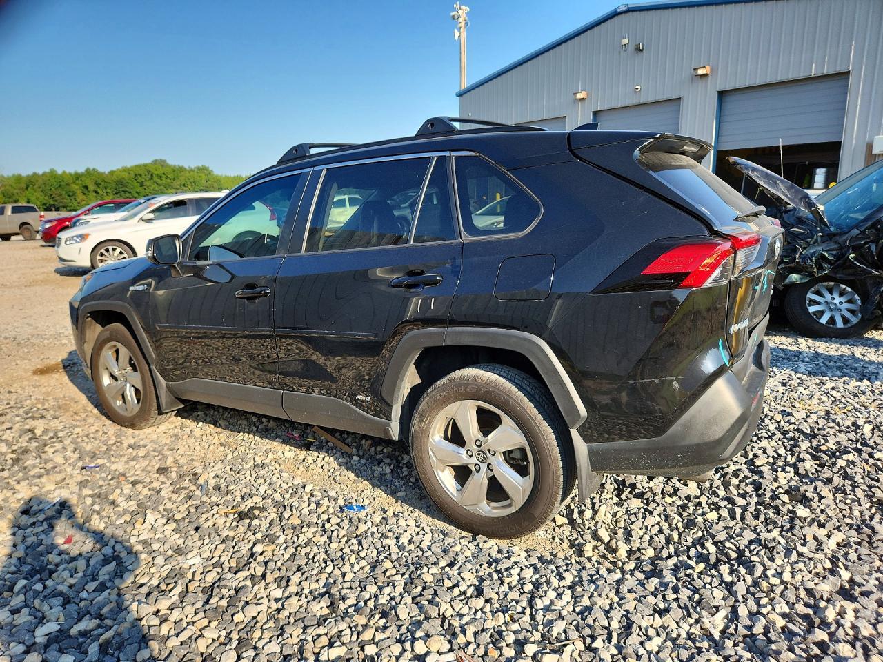 2021 TOYOTA RAV4 HYBRID XLE PREMIUM — снимка 2