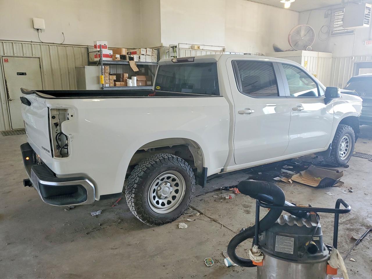 2023 CHEVROLET SILVERADO K1500 LT — снимка 3