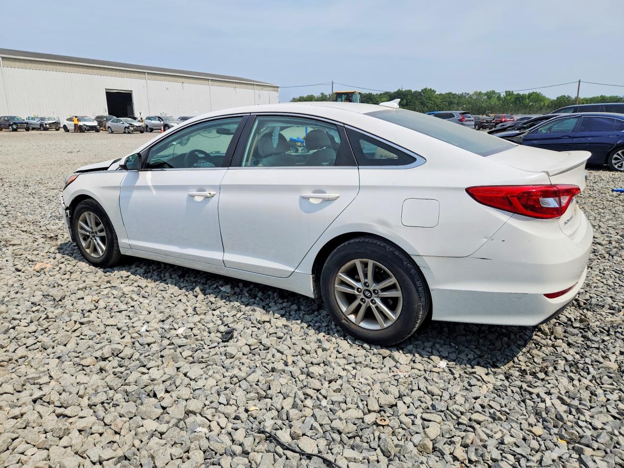 2015 HYUNDAI SONATA SE — снимка 2