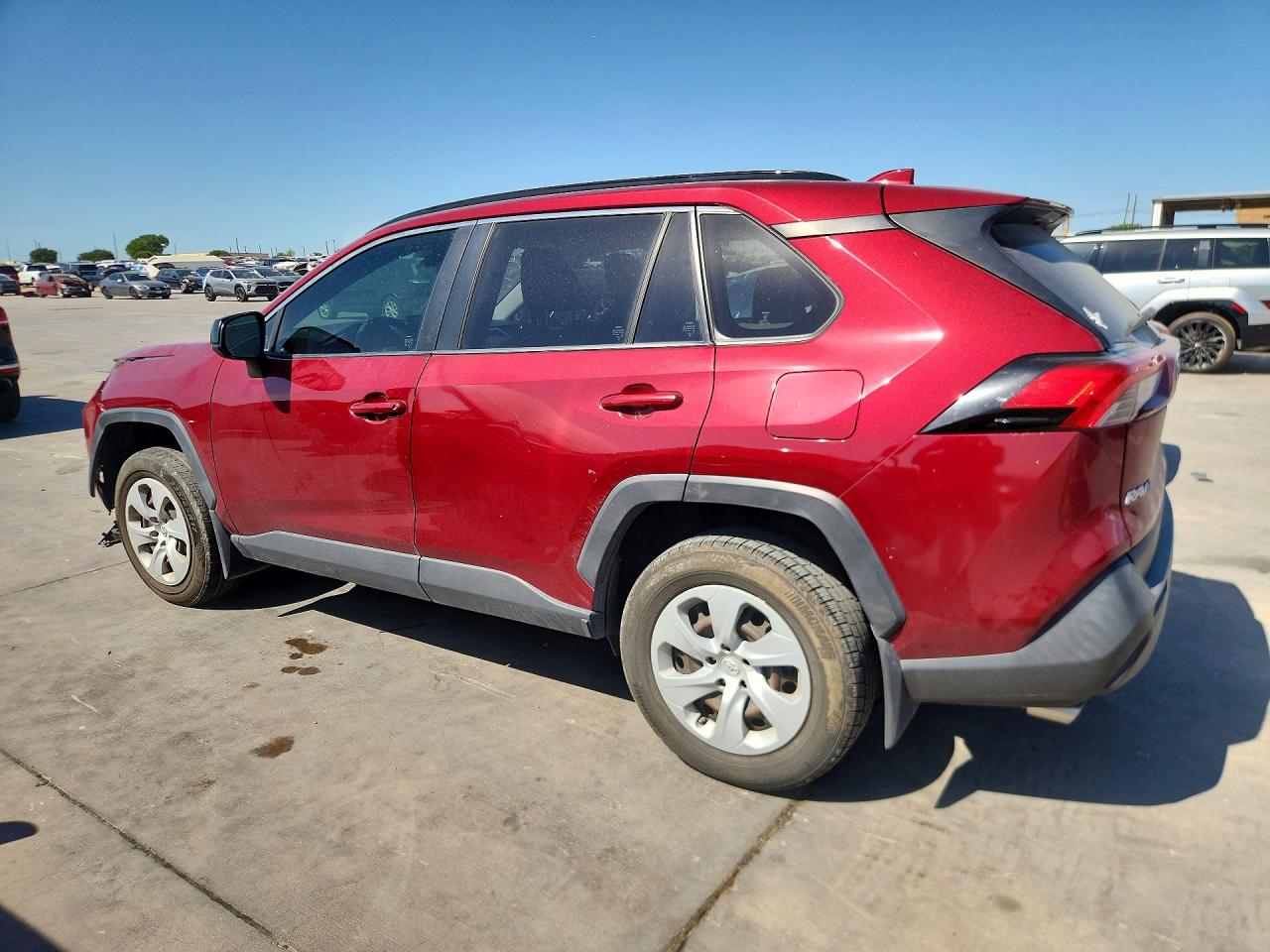 2021 TOYOTA RAV4 LE — снимка 2