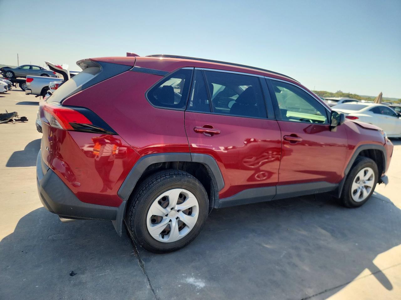 2021 TOYOTA RAV4 LE — снимка 3