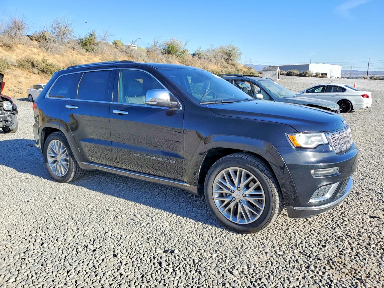 2017 JEEP GRAND CHEROKEE SUMMIT — снимка 4