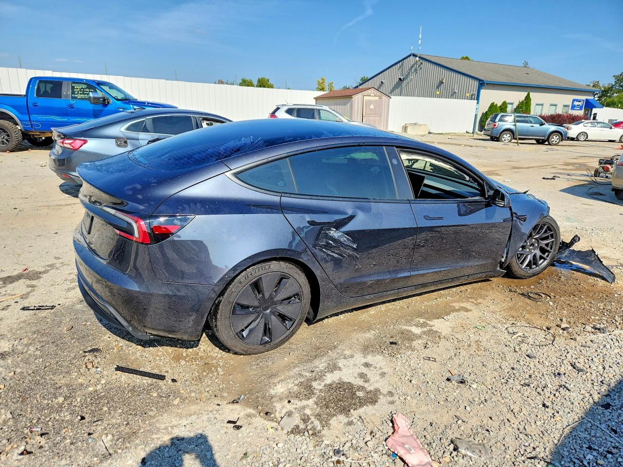 2026 TESLA MODEL 3 — снимка 3
