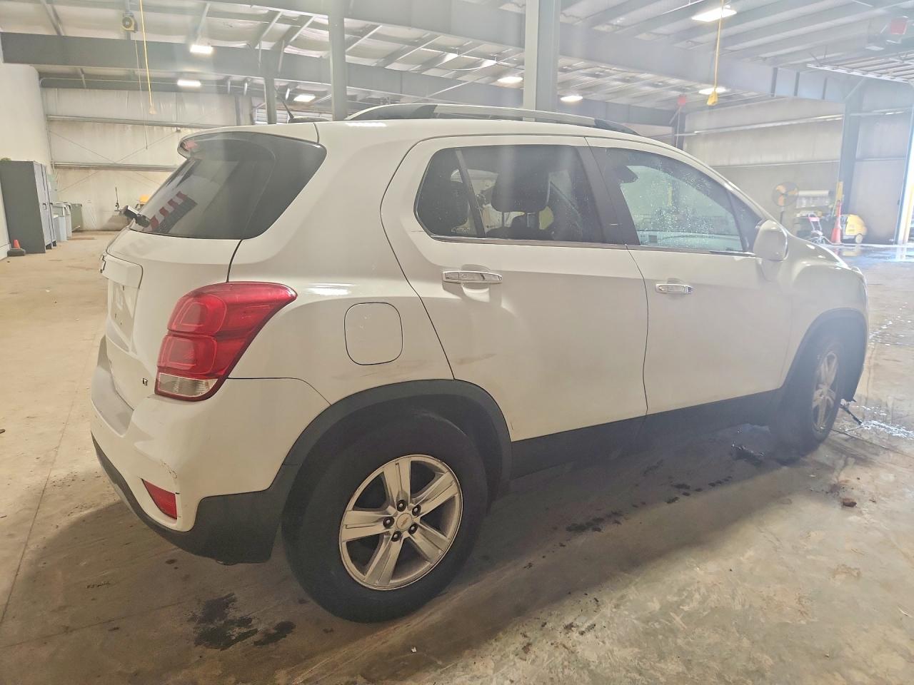 2017 CHEVROLET TRAX 1LT — снимка 3