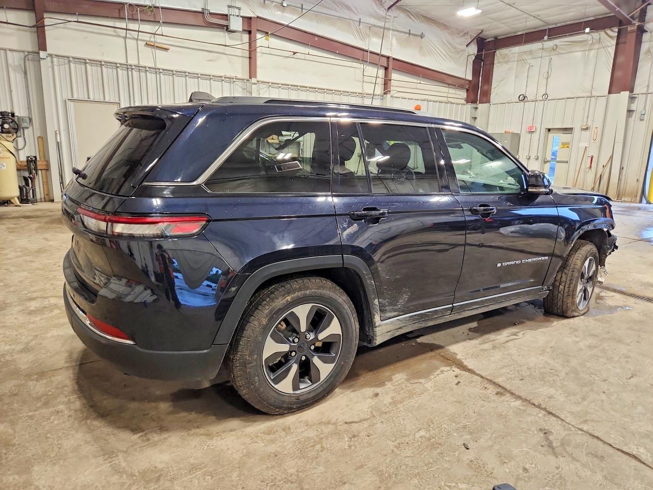 2024 JEEP GRAND CHEROKEE LIMITED 4XE — снимка 3
