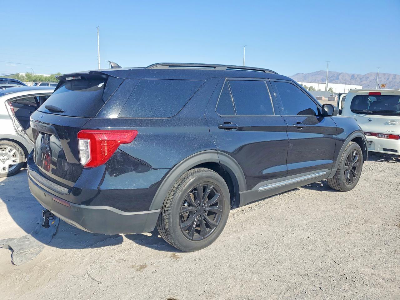 2023 FORD EXPLORER XLT — снимка 3
