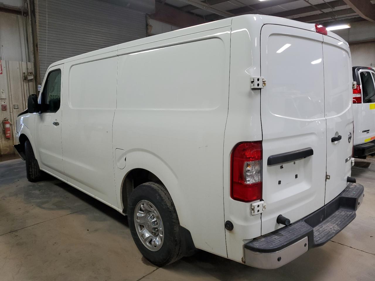 2018 NISSAN NV 1500 S — снимка 2