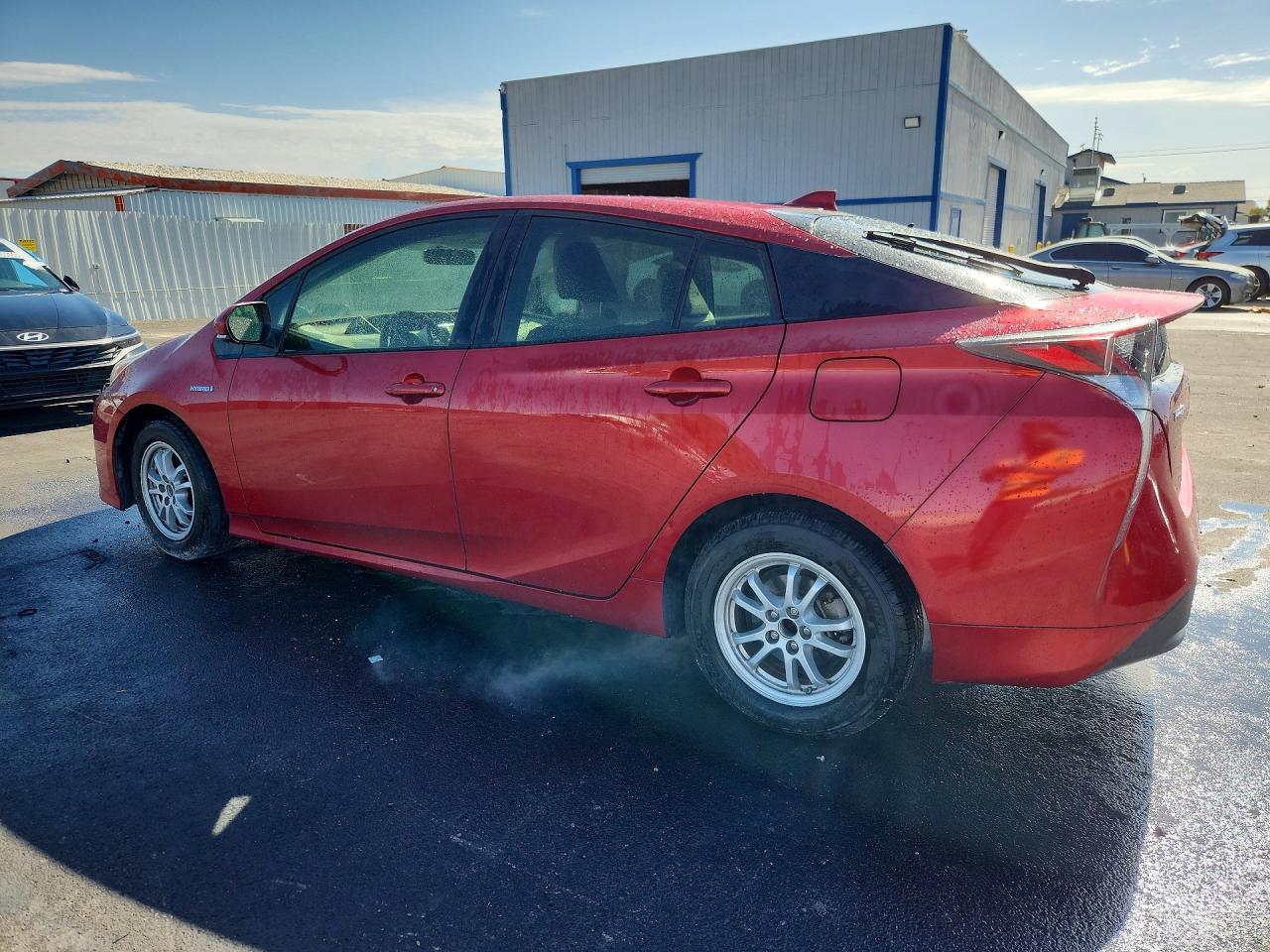 2016 TOYOTA PRIUS TWO — снимка 2