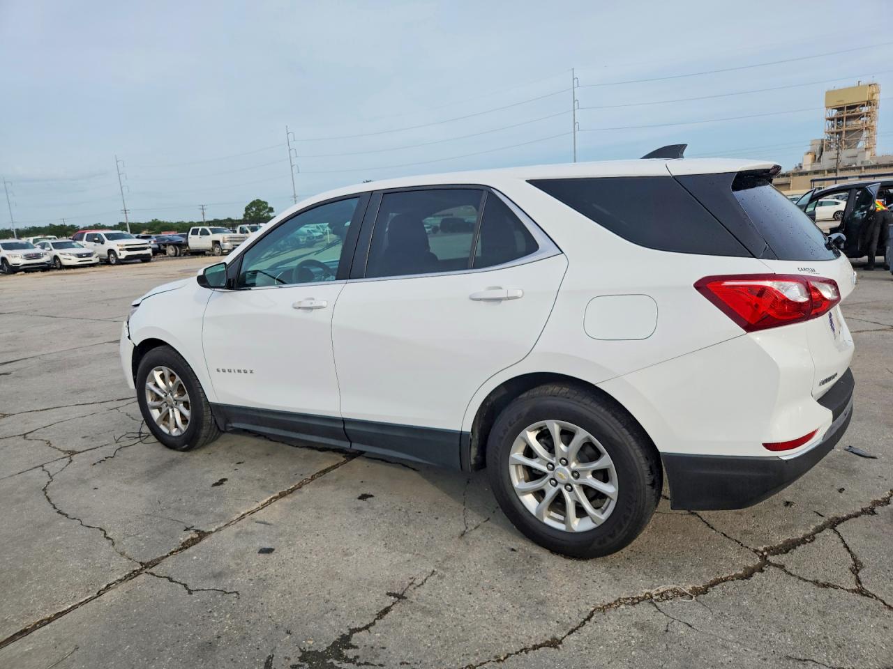 2021 CHEVROLET EQUINOX LT — снимка 2