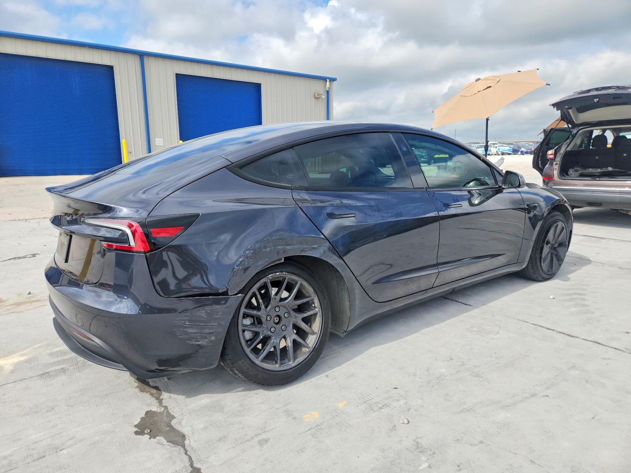 2025 TESLA MODEL 3 — снимка 3