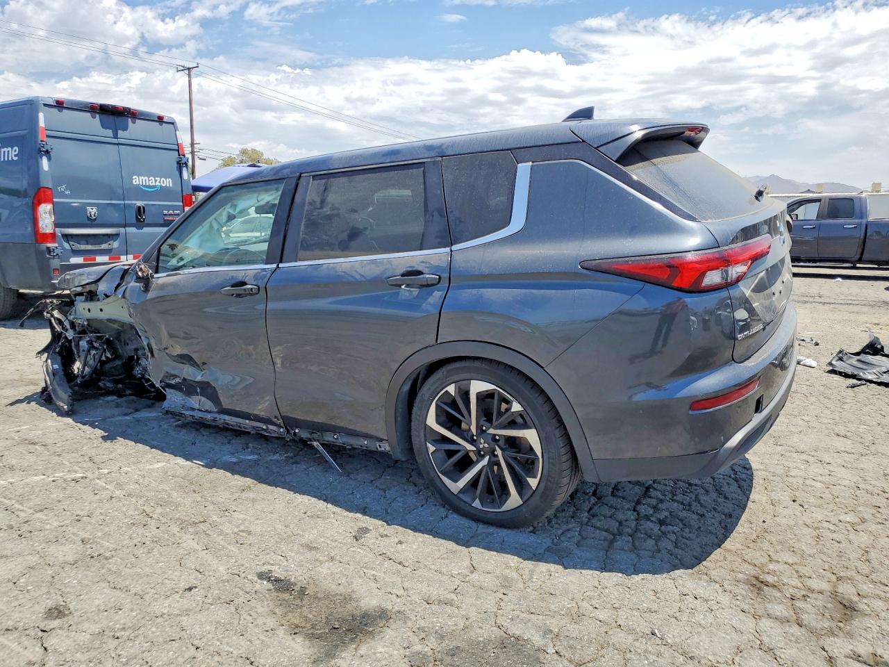 2024 MITSUBISHI OUTLANDER SE/BLACK EDITION/RALLIART — снимка 2