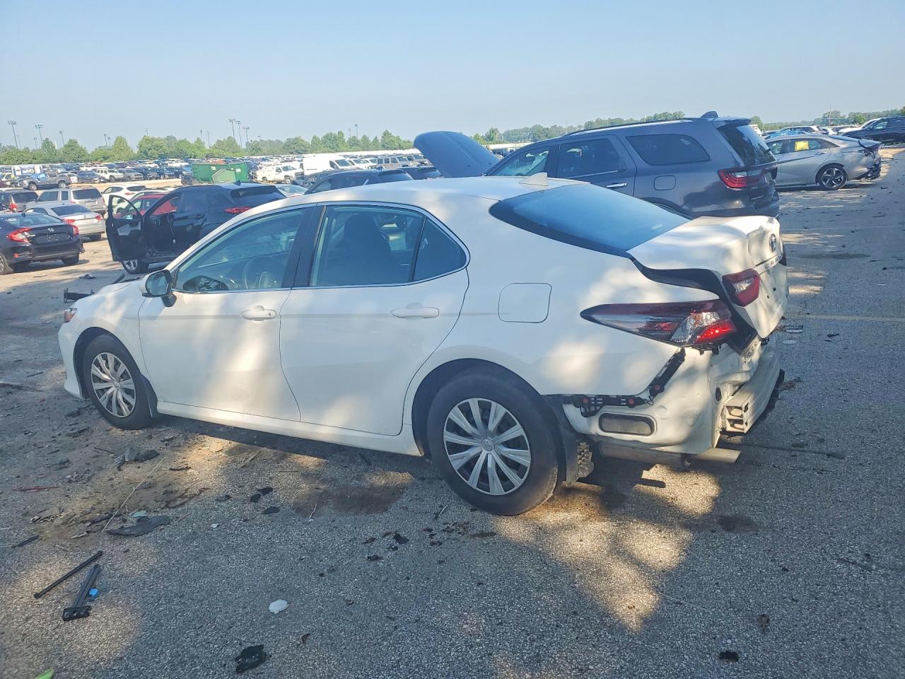 2023 TOYOTA CAMRY LE — снимка 2