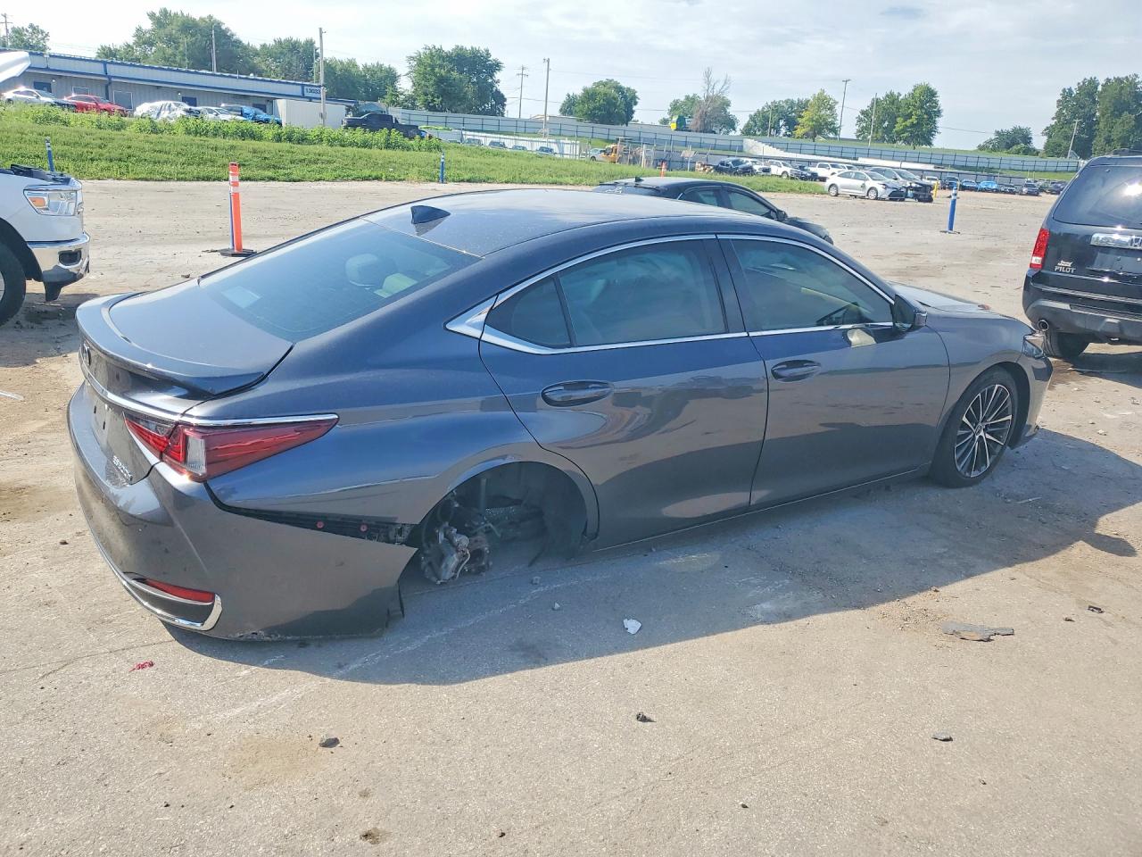 2024 LEXUS ES 300H BASE — снимка 3