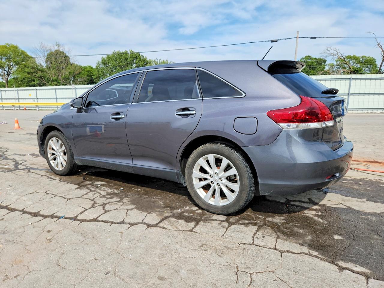2015 TOYOTA VENZA XLE — снимка 2