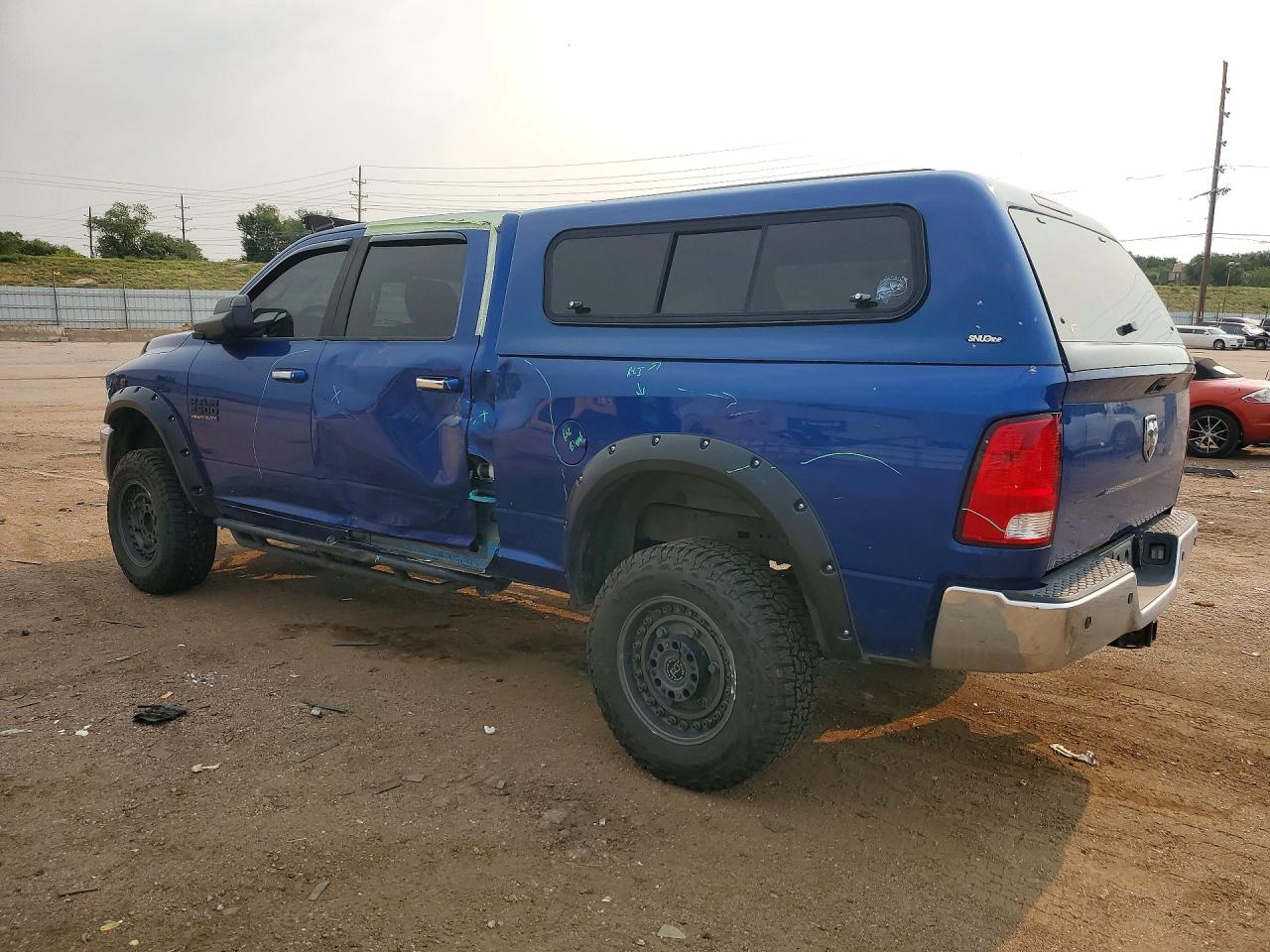 2015 RAM 2500 SLT — снимка 2