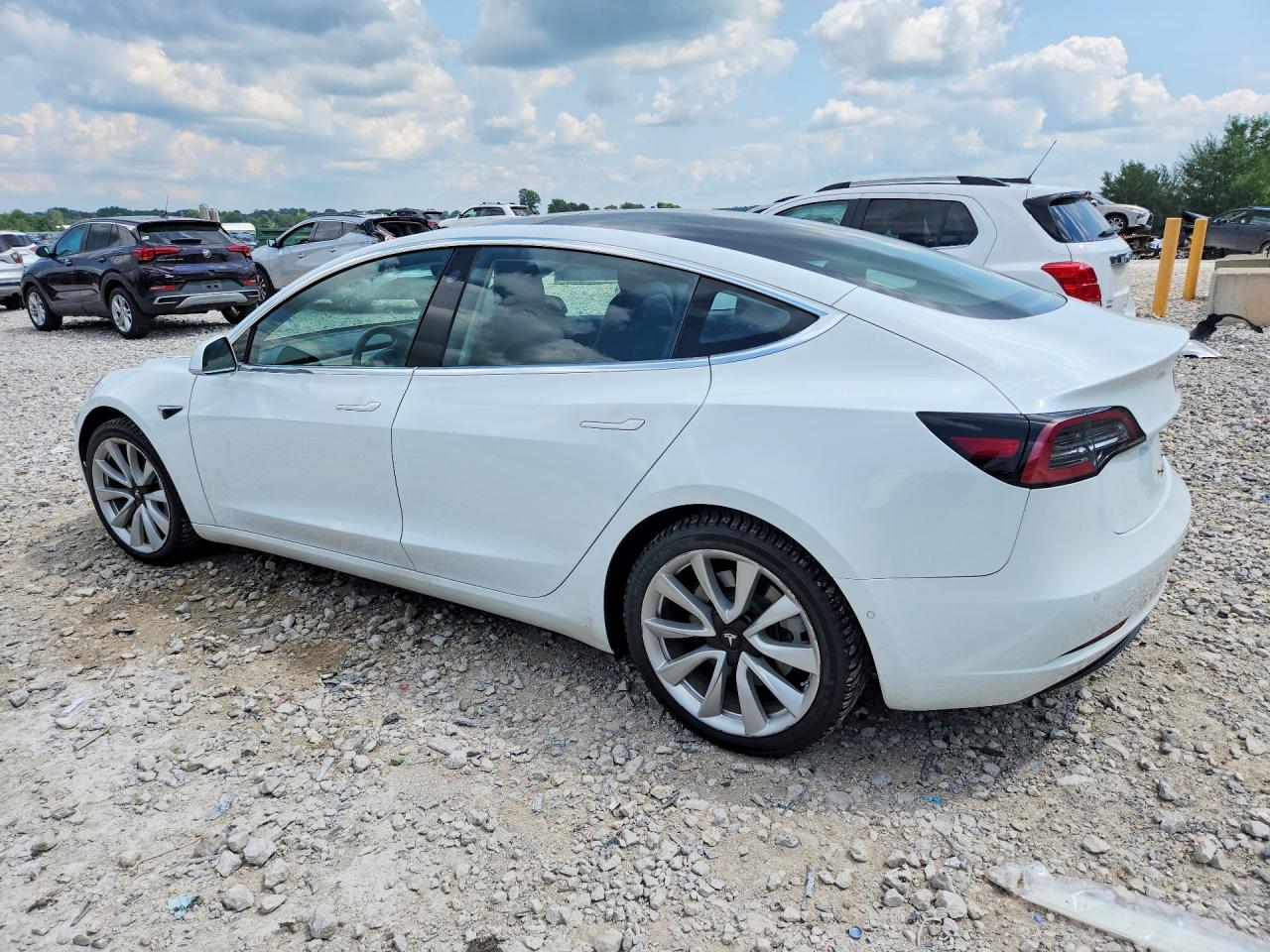 2018 TESLA MODEL 3 — снимка 2