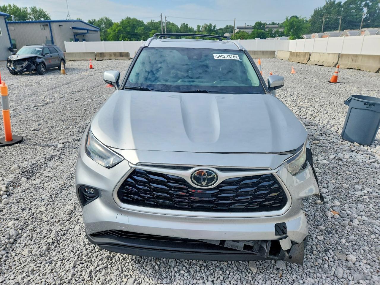 2022 TOYOTA HIGHLANDER XLE — снимка 5