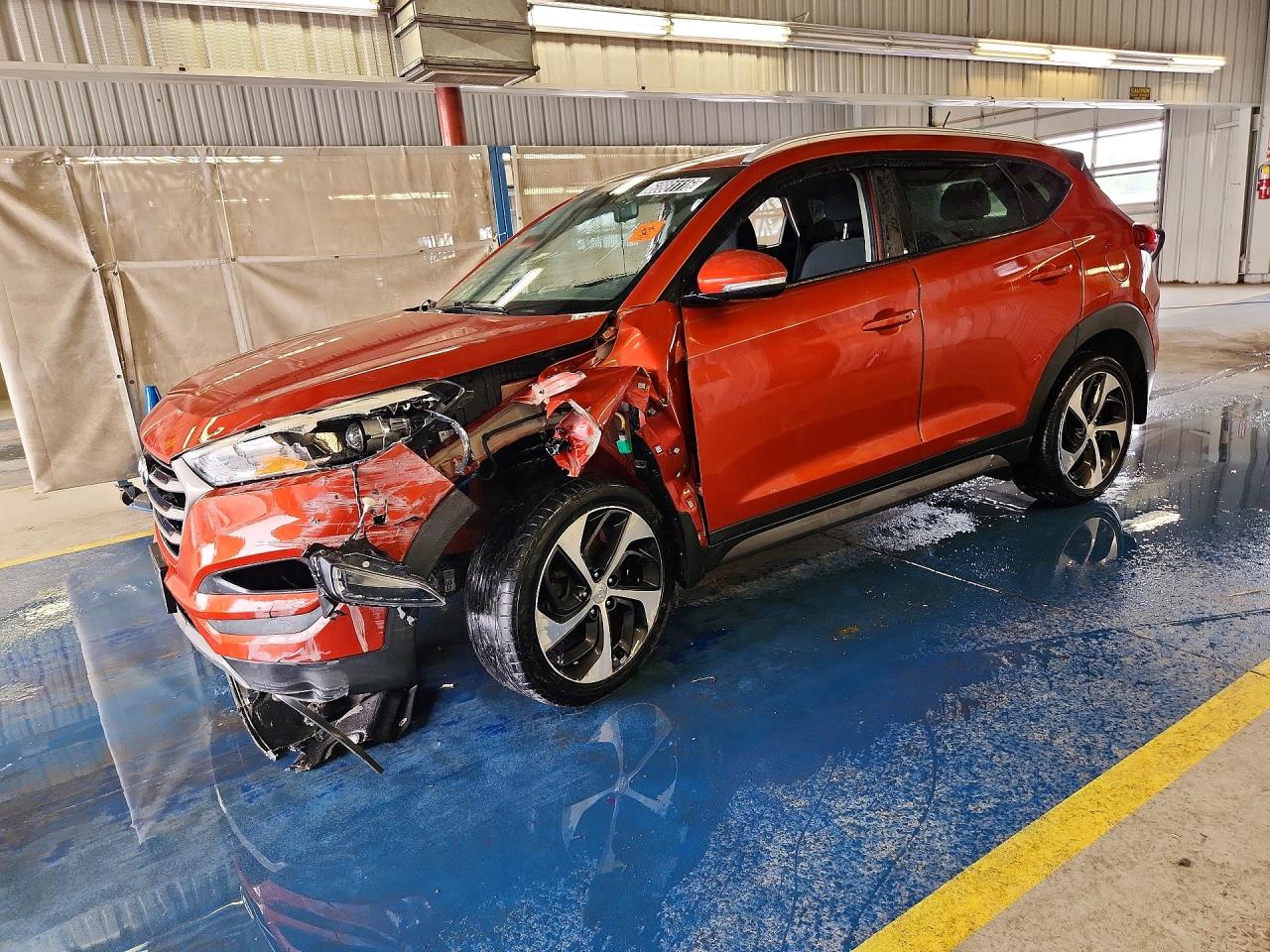 2016 HYUNDAI TUCSON SPORT